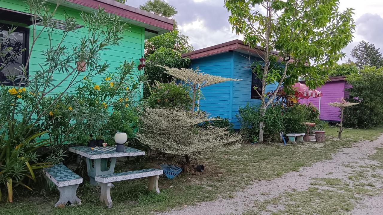 4 Seasons Mini House Hotel นครศรีธรรมราช ภายนอก รูปภาพ