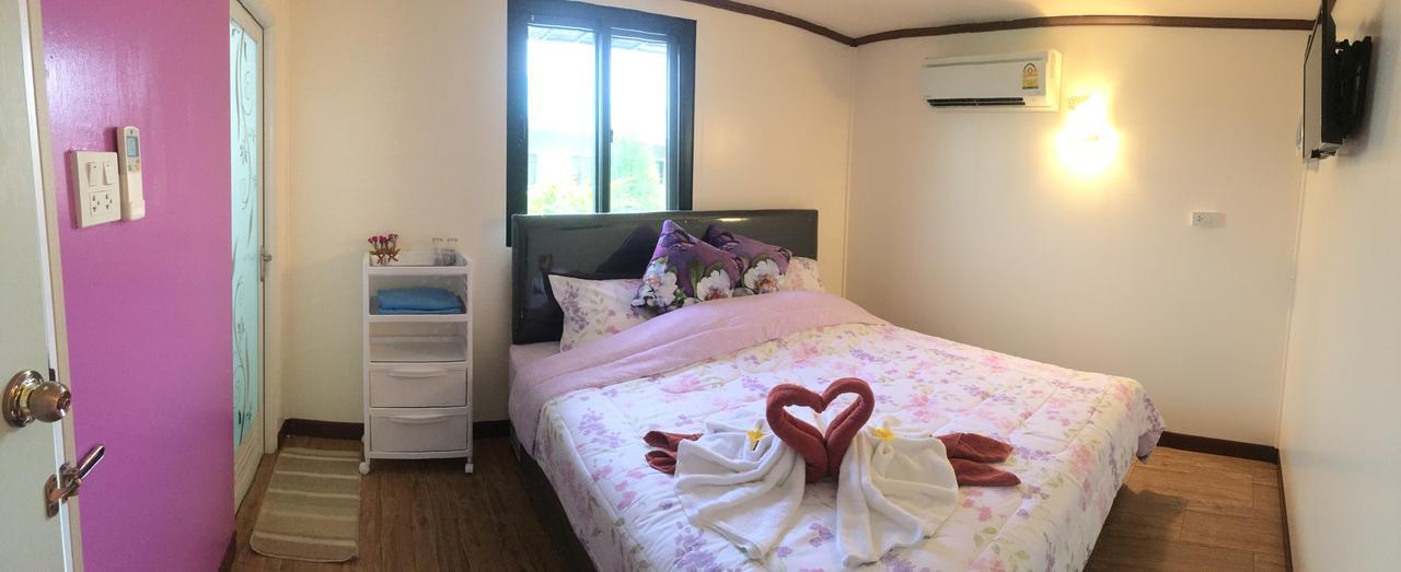 4 Seasons Mini House Hotel นครศรีธรรมราช ภายนอก รูปภาพ